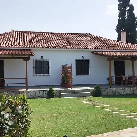 Dora Apartment *